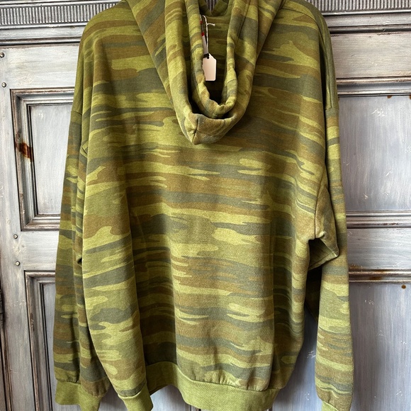 Aviator Nation University of Texas Pullover Hoodie Relaxed in Camo Size XL NWT - Picture 9 of 10